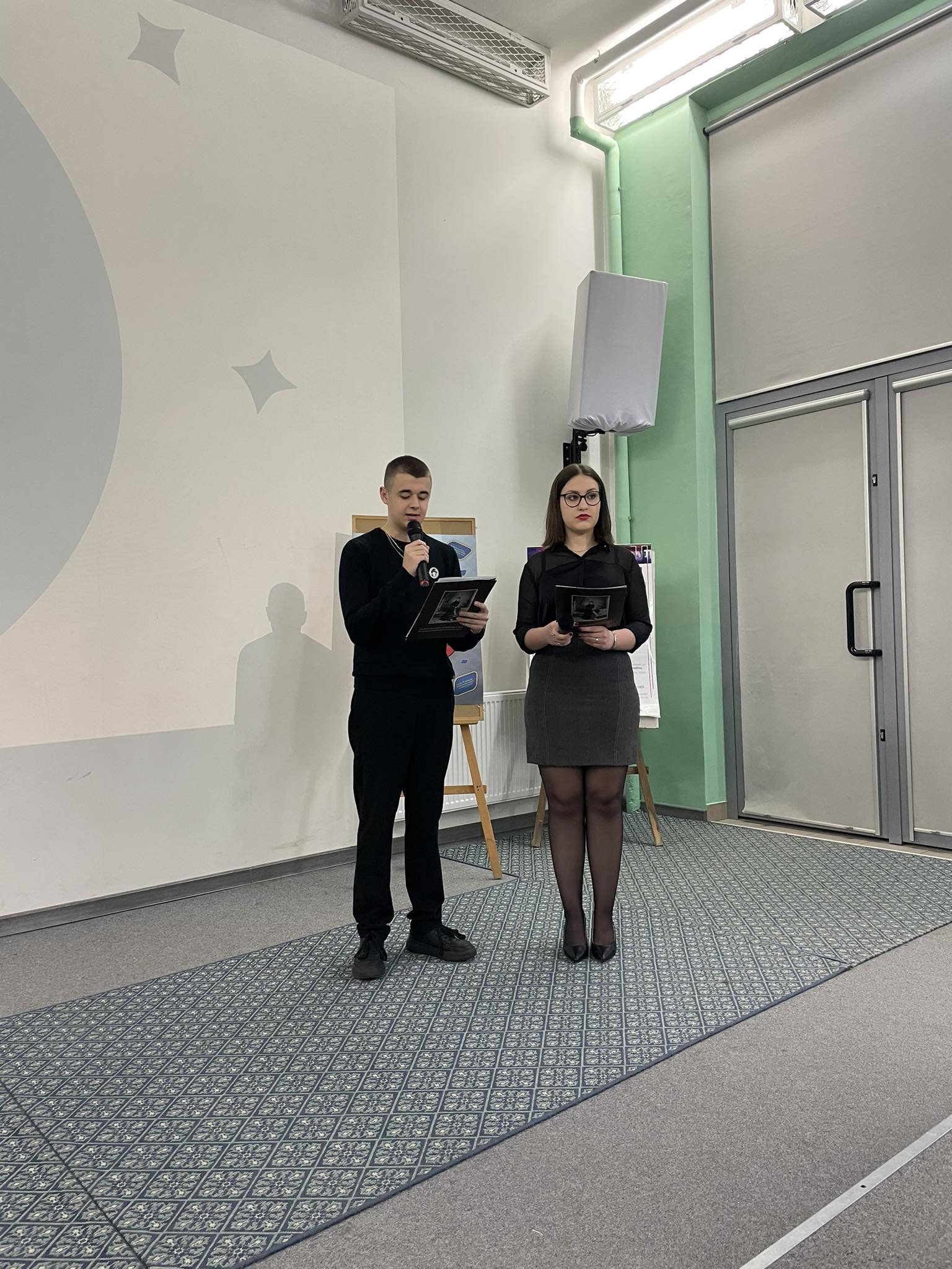 Zdjęcie Święto Liczby Pi 2024 (16)b4ac08aa-c8da-4589-99fb-f3e2ddc9201e.jpg w galerii Dzień Liczby Pi w II LO